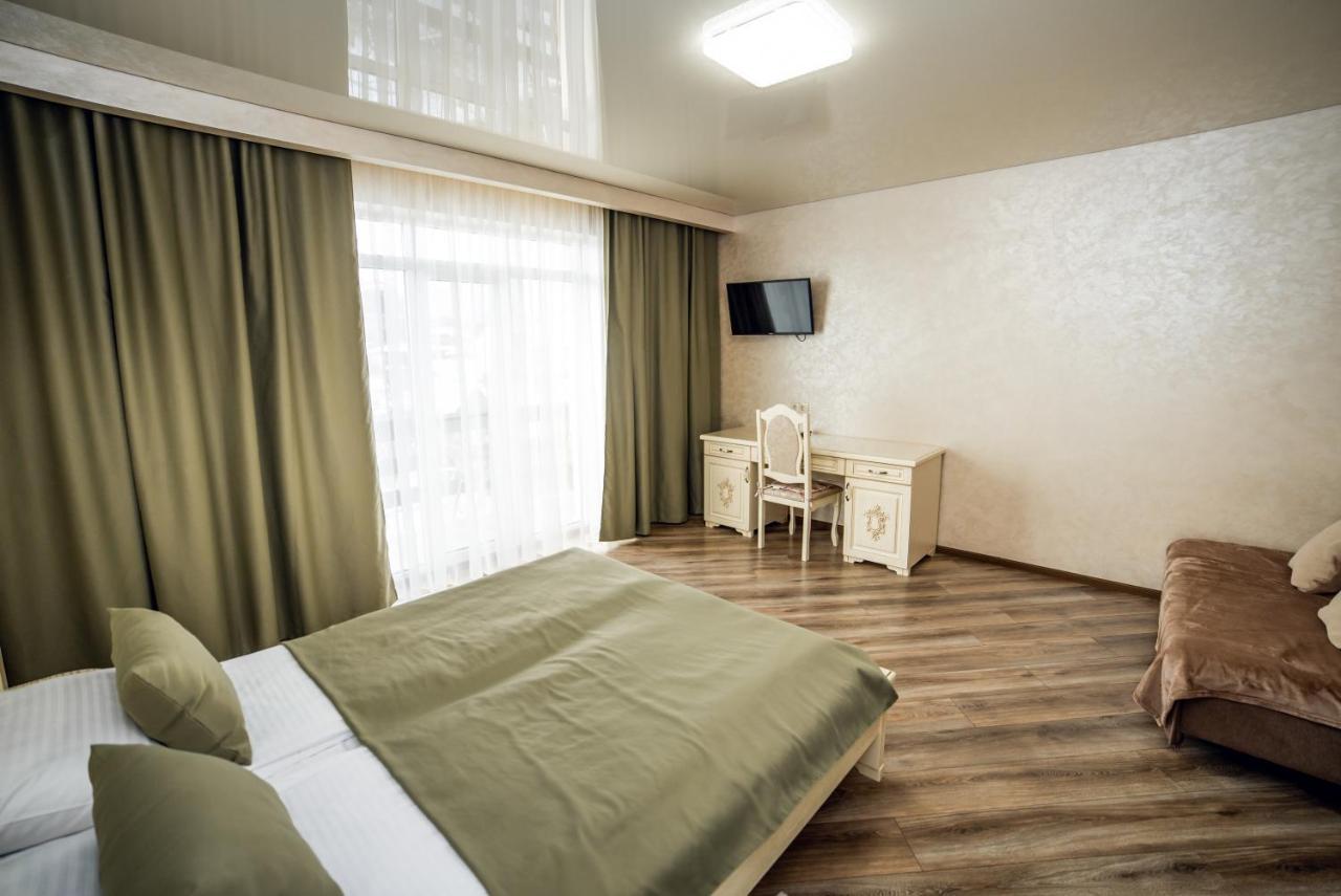 Hotel Августин à Solochyn Extérieur photo