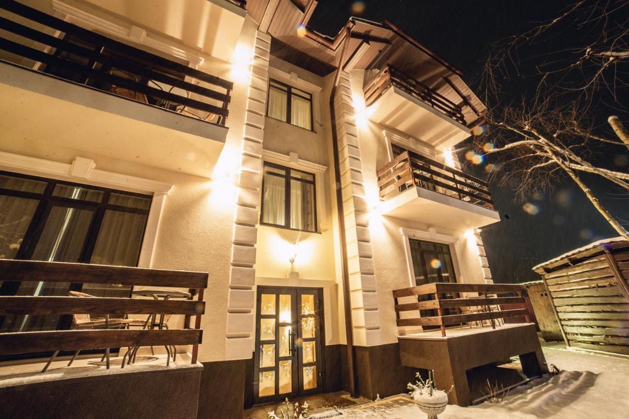 Hotel Августин à Solochyn Extérieur photo