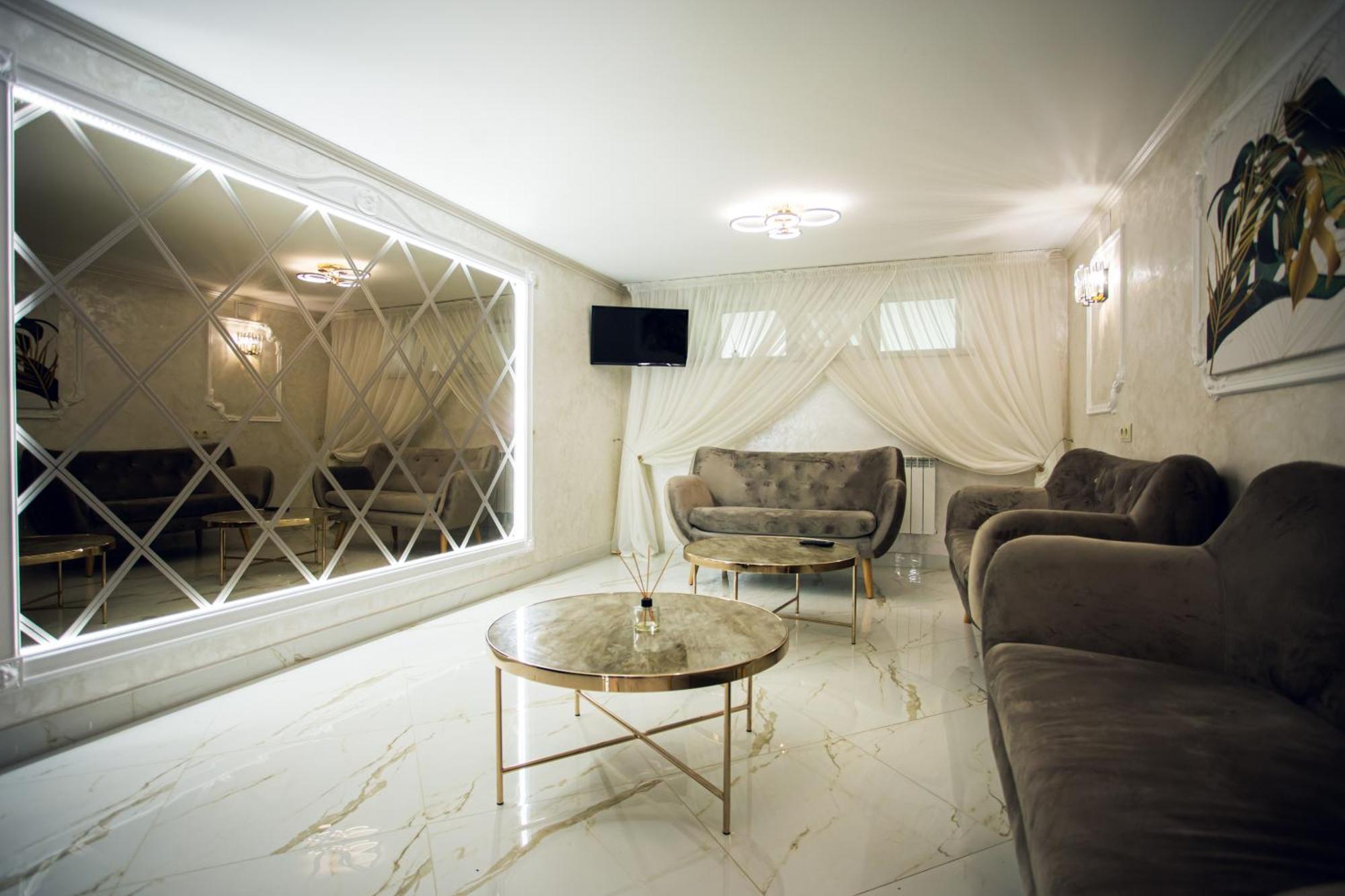 Hotel Августин à Solochyn Extérieur photo
